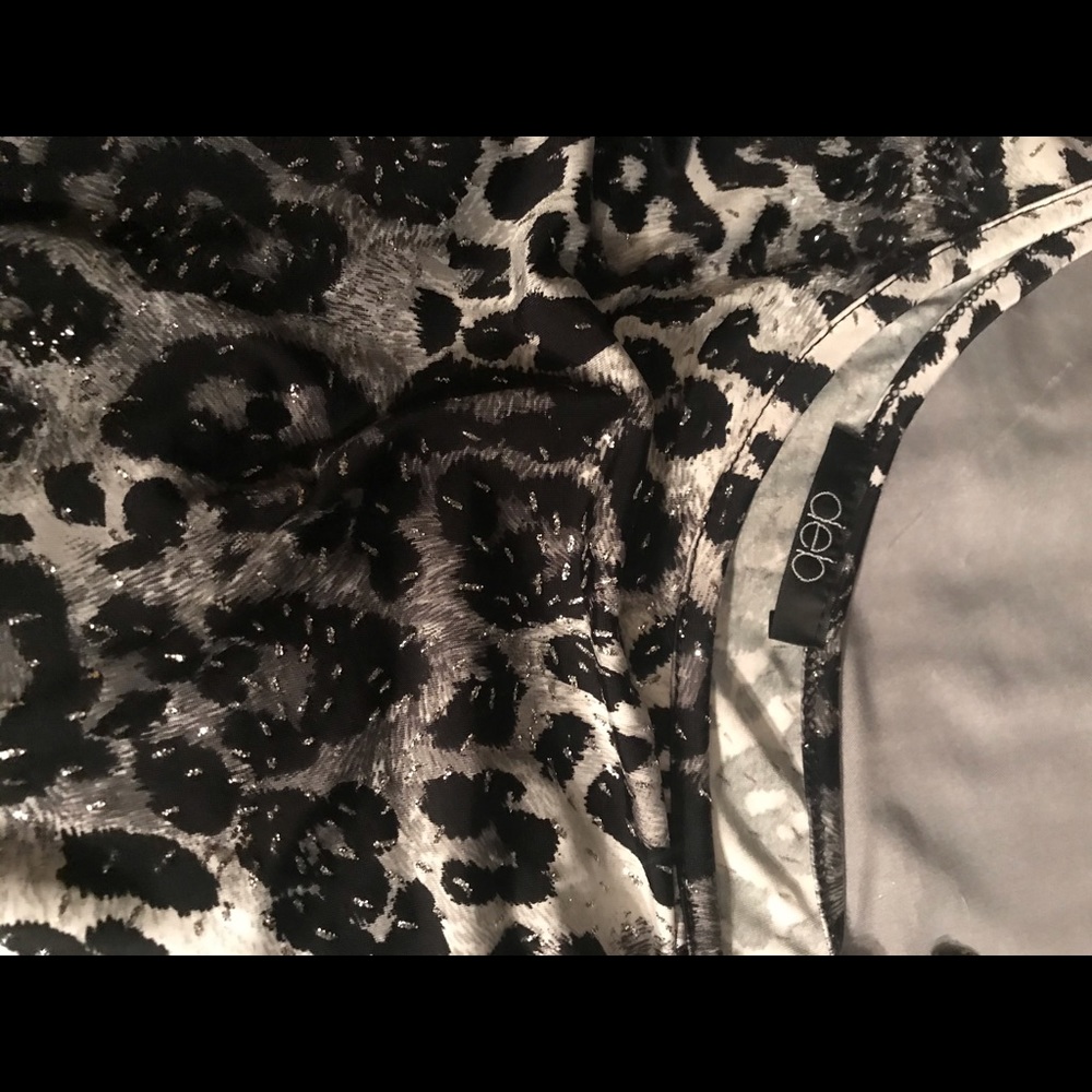 Hey Poshers !!  Bundle me with another item & get me FREE !!😀 - Picture 5 of 5